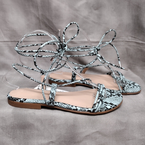 The Drop‎ Women's 6 Teal Snake Gladiator Flat Strappy Lace-Up Sandal New - Picture 1 of 7